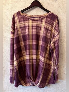 TruSelf Tie-Hem Long Sleeve Top